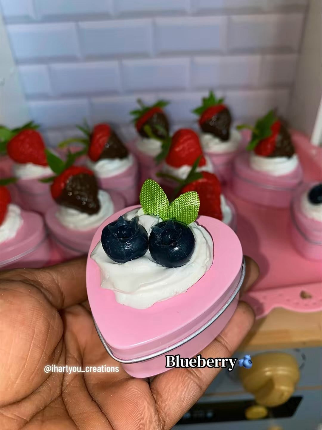 Heart ‘Fake Cake’ Tins